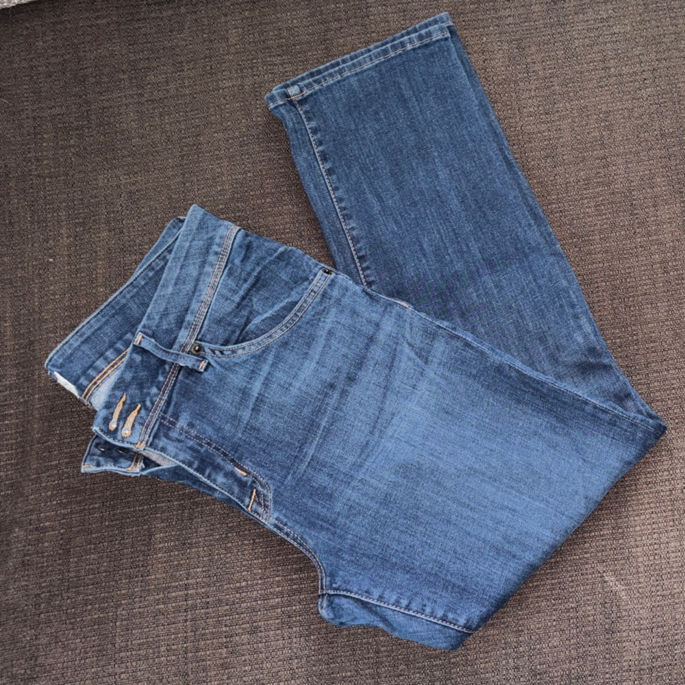 Hudson Jeans Women's Classic Blue Straight Leg